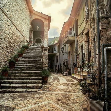 Villa La Residenza dei Papi Papigno Esterno foto