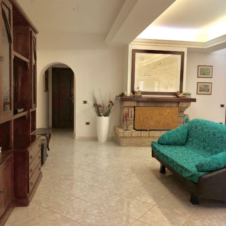 Villa La Residenza dei Papi Papigno Esterno foto