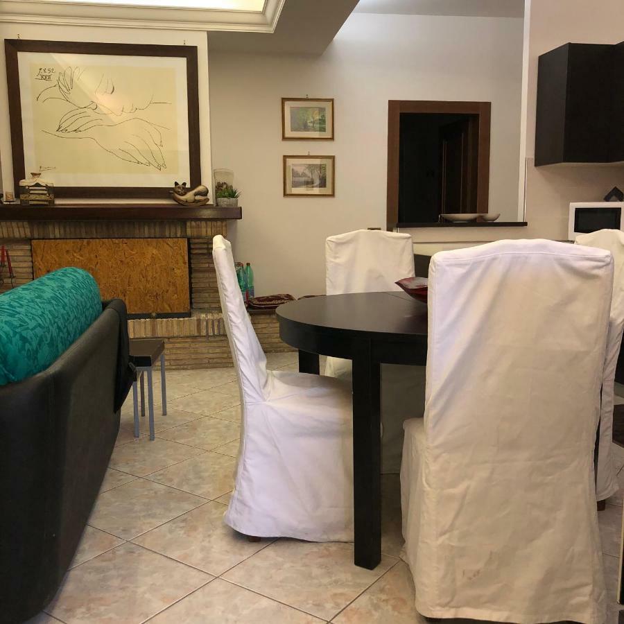 Villa La Residenza dei Papi Papigno Esterno foto