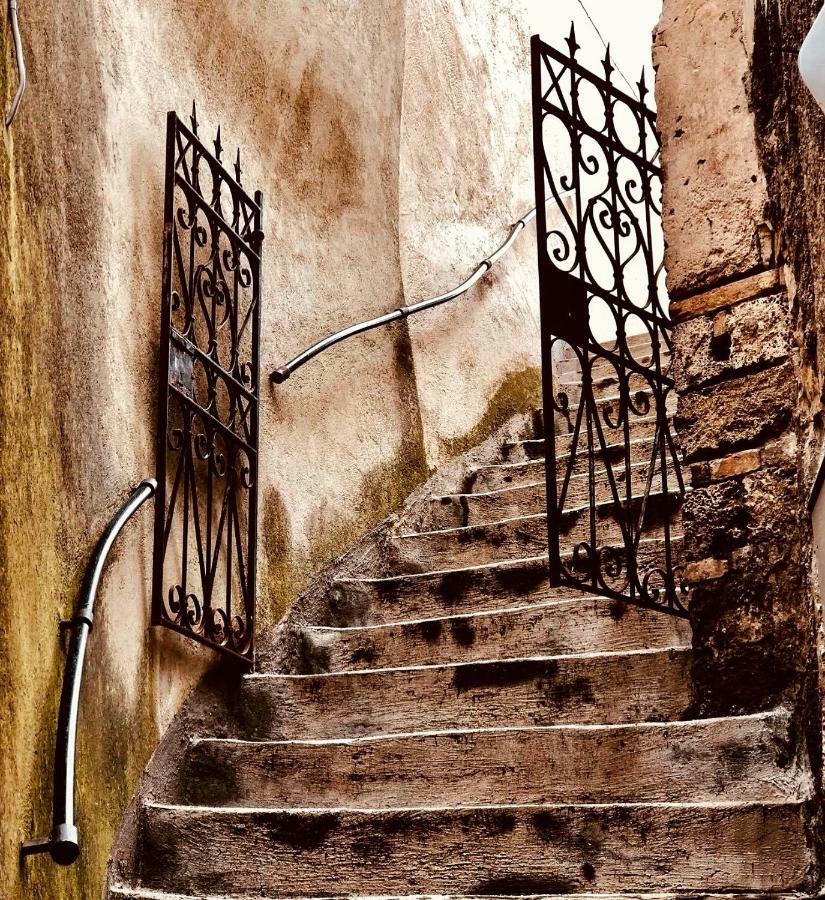 Villa La Residenza dei Papi Papigno Esterno foto