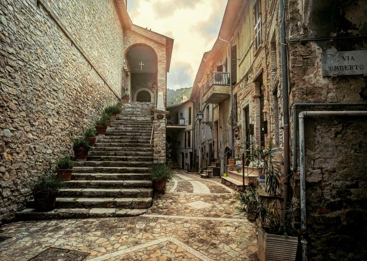Villa La Residenza dei Papi Papigno Esterno foto