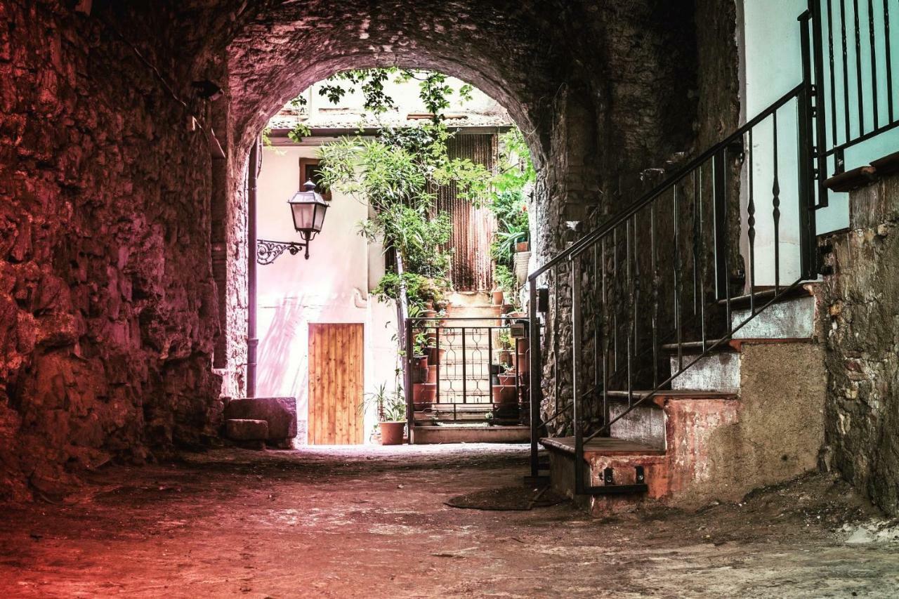 Villa La Residenza dei Papi Papigno Esterno foto